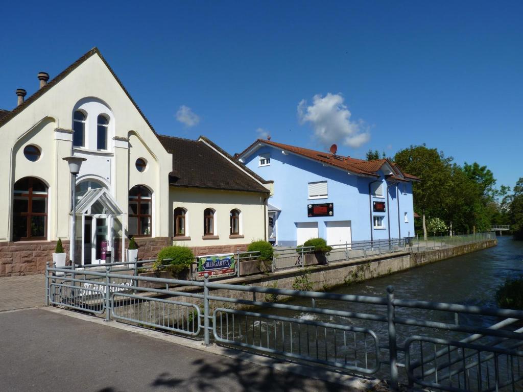 Hotel-Restaurant Mühleinsel Kenzingen Exterior foto